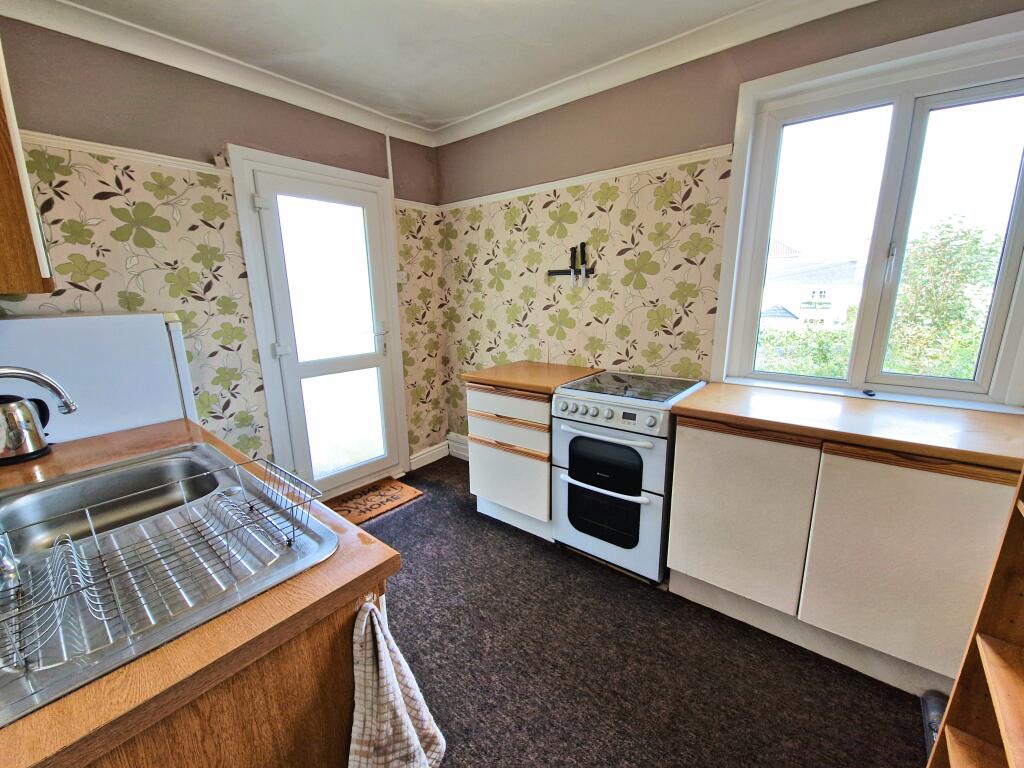 Additional image 5 of 2B BLUNDELL AVENUE, PORTHCAWL, CF36 3YY