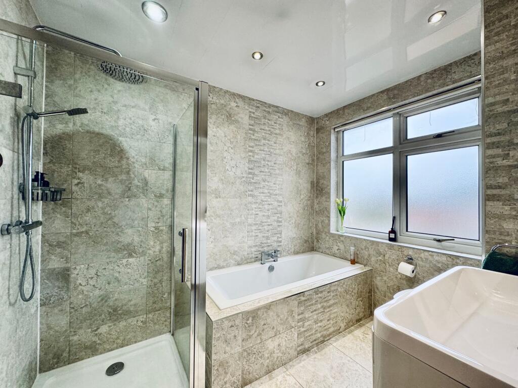 Additional image 33 of Brandlesholme Road, Bury, BL8