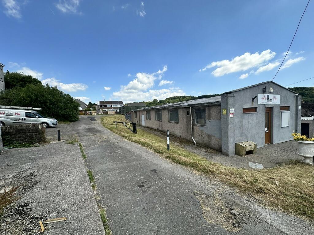 Additional image 8 of Llys Tylcha Fawr, Tonyrefail, Porth, Rhondda Cynon Taff. CF39 8PZ