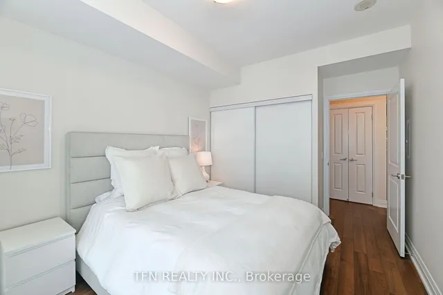 Additional image 18 of 530 St Clair Ave Unit 1605