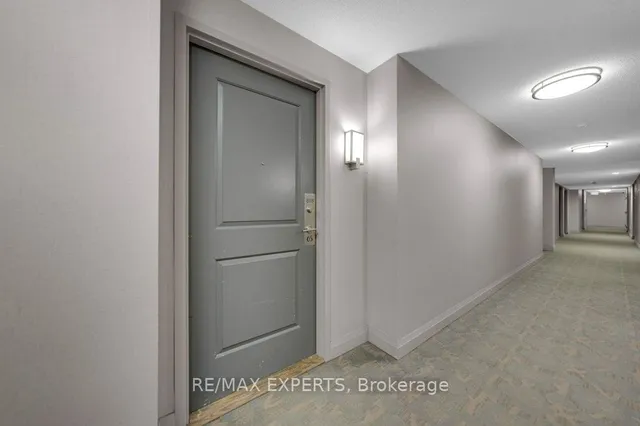 Additional image 5 of 65 E Liberty St Unit 818