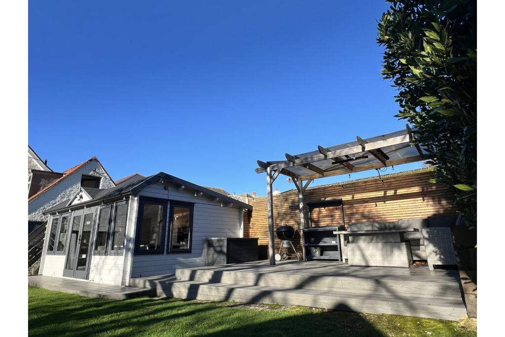 Additional image 17 of Montague Road, Bournemouth, BH5