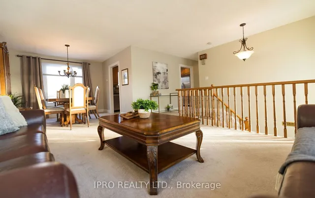 Additional image 5 of 821 Willow Ave