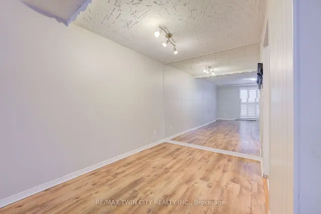 Additional image 14 of 24 Mooregate Cres Unit 202