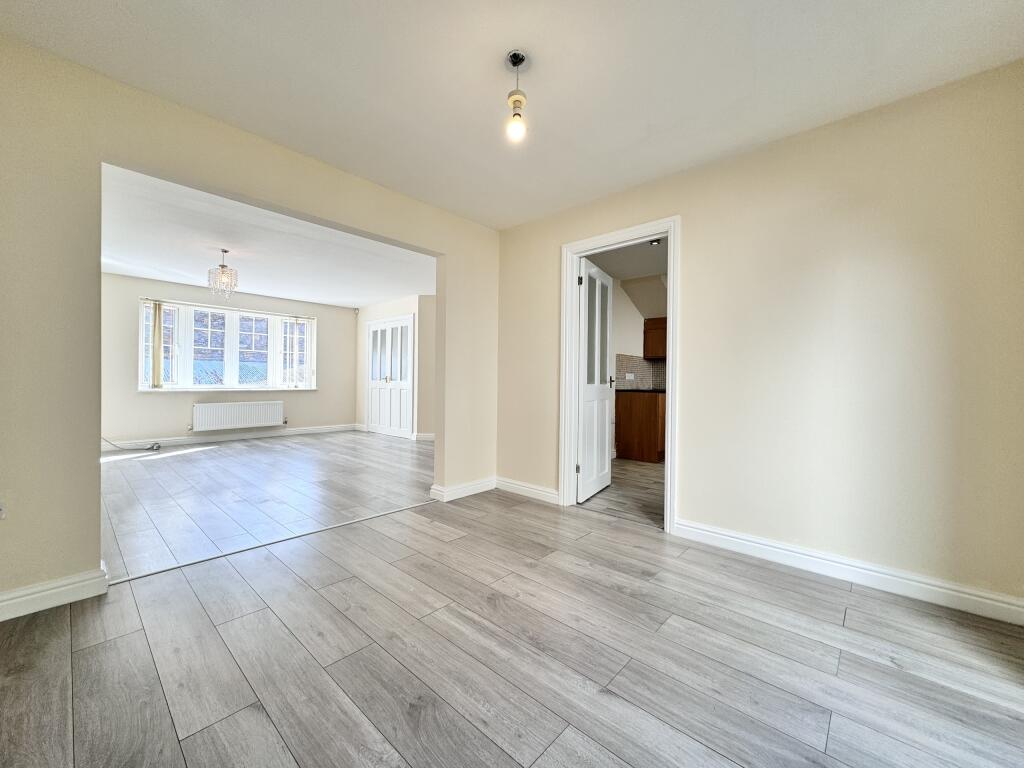 Additional image 6 of The Willow, Stream Street, Mountain Ash