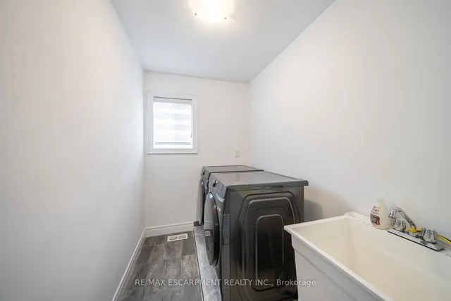 Additional image 26 of 36 Miller Dr