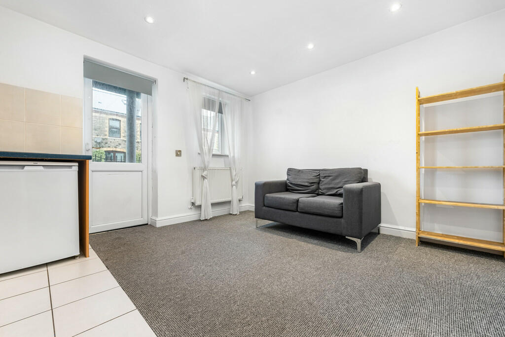 Additional image 13 of Conybeare Road, Canton