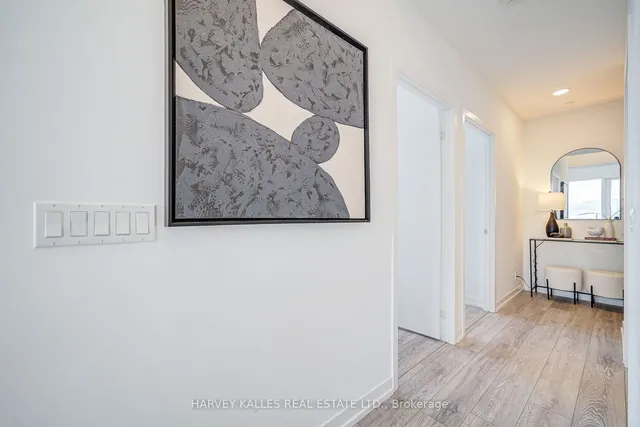 Additional image 11 of 2020 Bathurst St Unit PH05