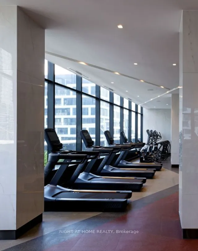 Additional image 13 of 470 Front St Unit 1015