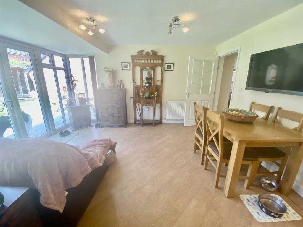 Additional image 7 of Cae Babilon, Higher Kinnerton, Chester