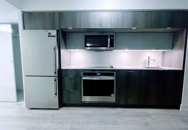 Additional image 4 of 585 BLOOR St Unit 1118