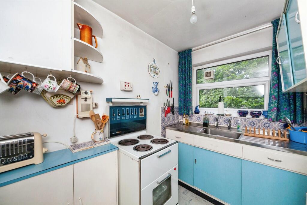 Additional image 6 of Abbots Park, Chester