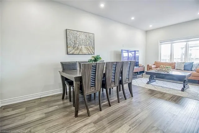 Additional image 4 of 370 Stonehenge Dr Unit 9