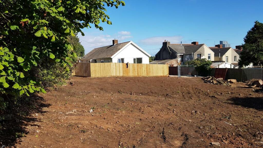 Additional image 9 of Laura Street