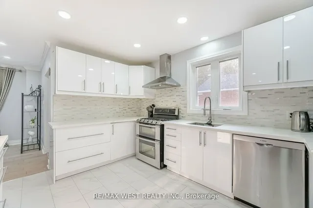 Additional image 11 of 12 Gordon Park Dr