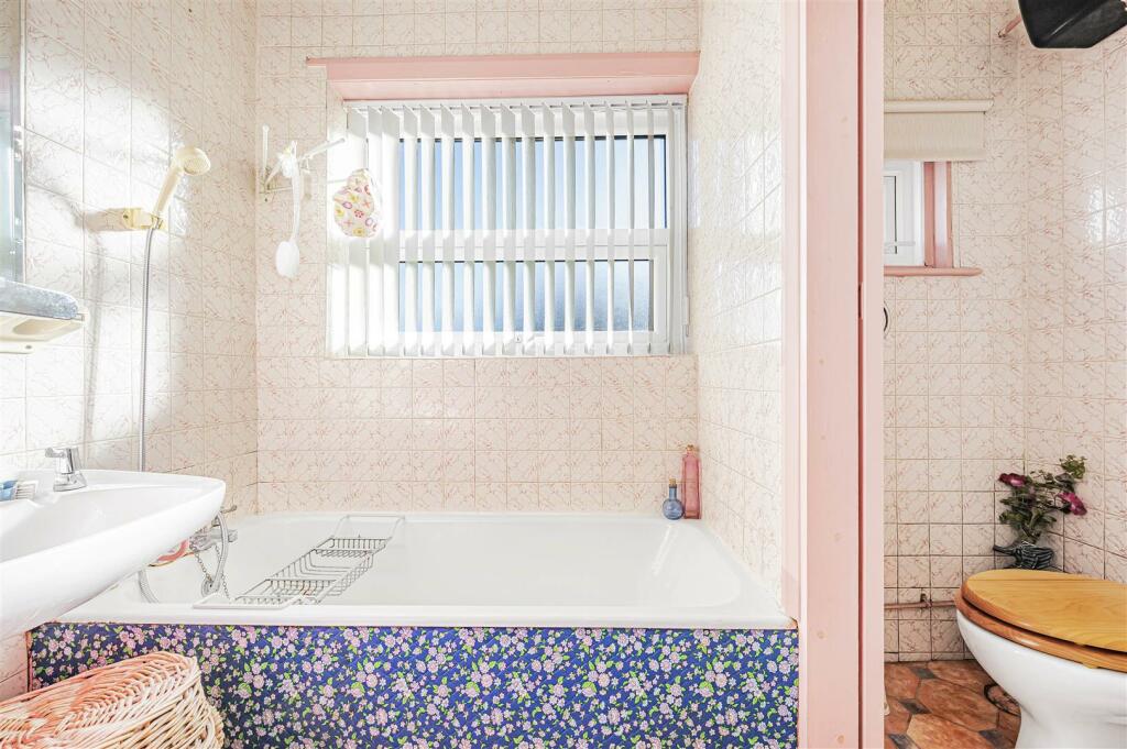 Additional image 11 of Lawes Avenue, Newhaven