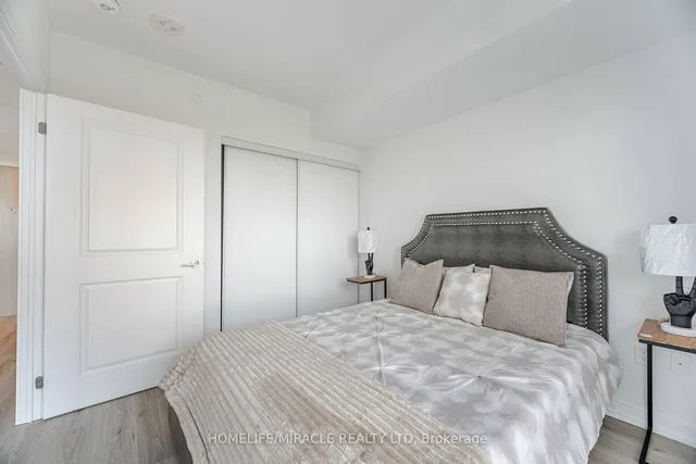 Additional image 24 of 395 Bloor St Unit 2110