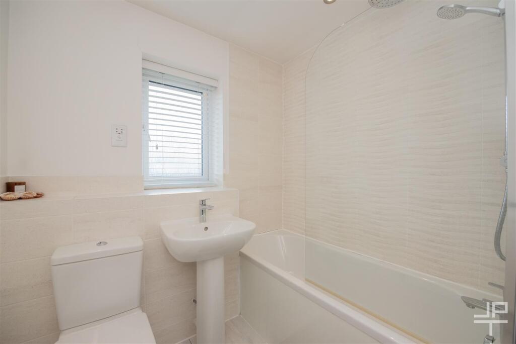 Additional image 64 of Edges Farm Close, Westhoughton, Bolton, BL5 2QY