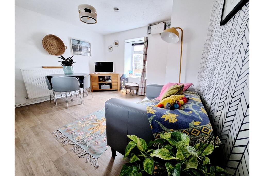 Additional image 3 of Cardiff Road, Treharris, CF46