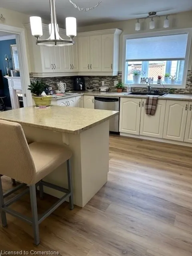 Additional image 22 of 120 Glenariff Dr