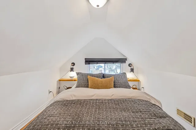 Additional image 11 of 37 East 23rd St