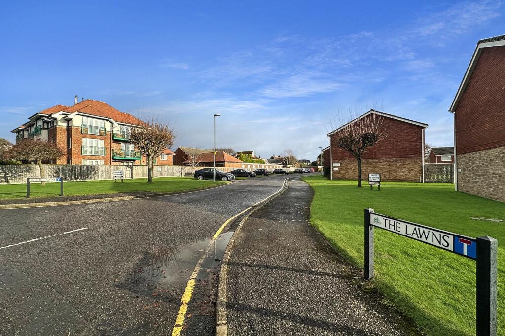 Additional image 10 of Waterford Road, Highcliffe, Dorset. BH23 5LF