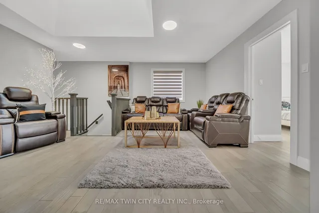 Additional image 15 of 114 Rivertrail Ave