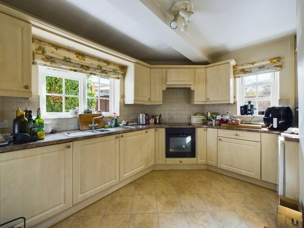 Additional image 16 of Little Heath Road, Christleton