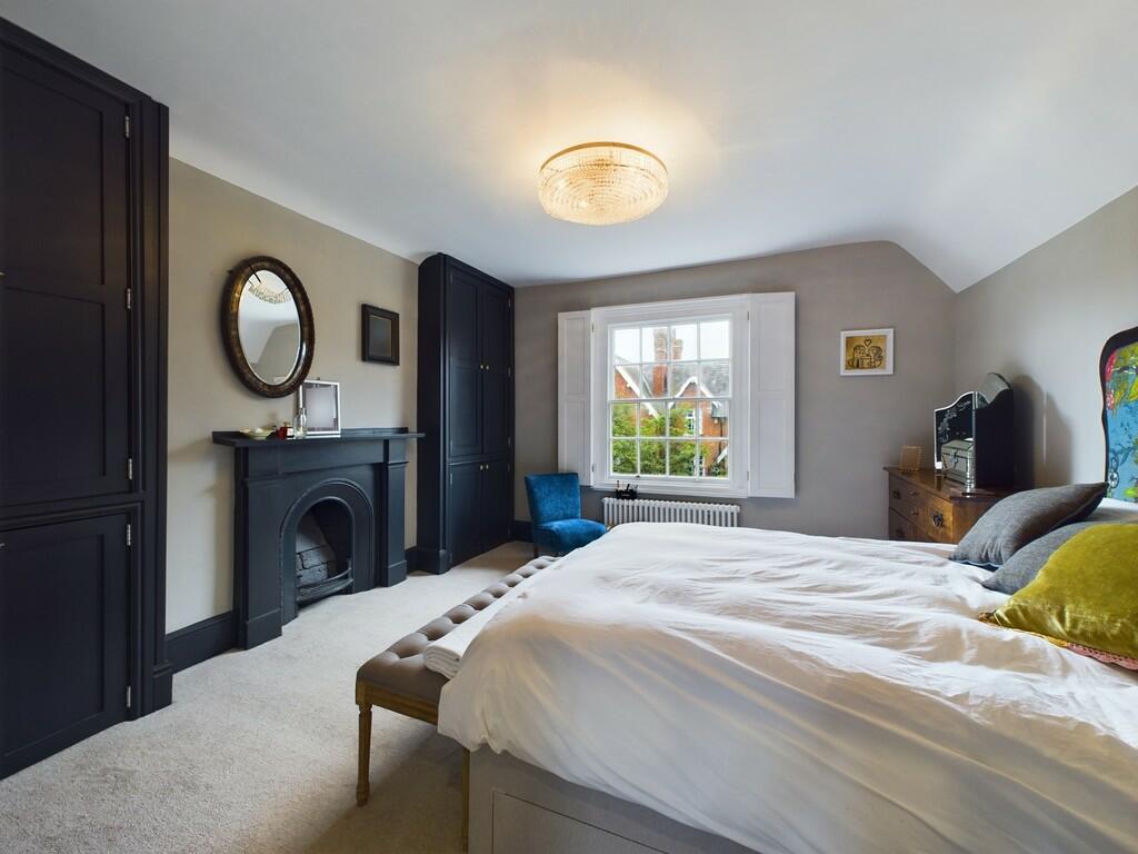 Additional image 8 of Victoria Pathway, Queens Park