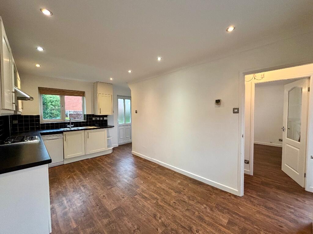 Additional image 5 of Hilbre Road, CH48