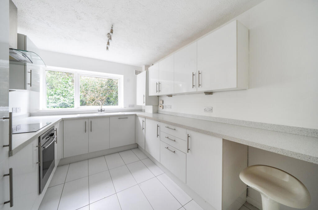 Additional image 6 of Kemnal Road, Chislehurst, Kent, BR7