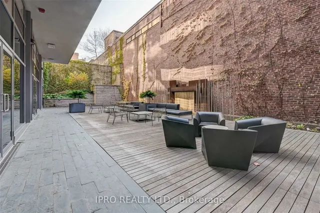 Additional image 39 of 55 Front St Unit 518