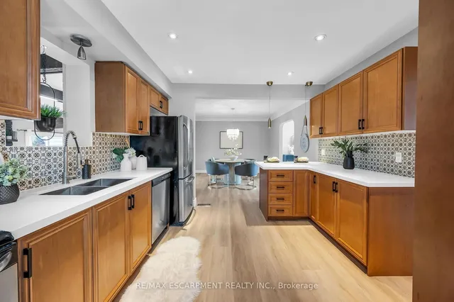 Additional image 9 of 110 Second St