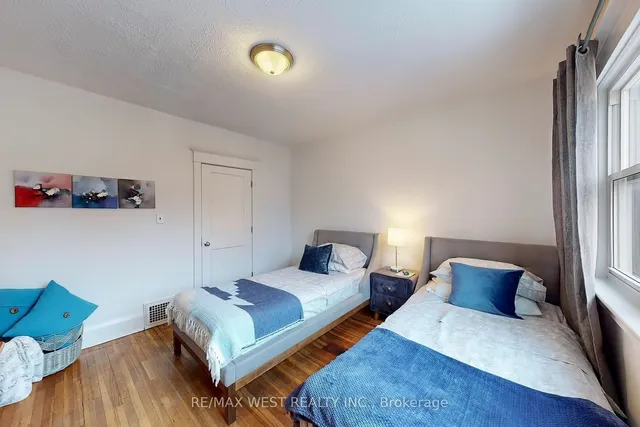 Additional image 16 of 540 Roxton Rd