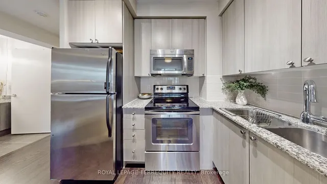 Additional image 8 of 1638 Bloor St Unit 204