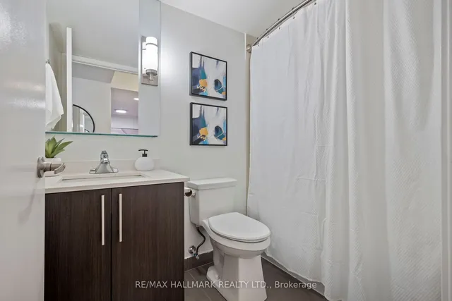 Additional image 9 of 320 Richmond St Unit 203