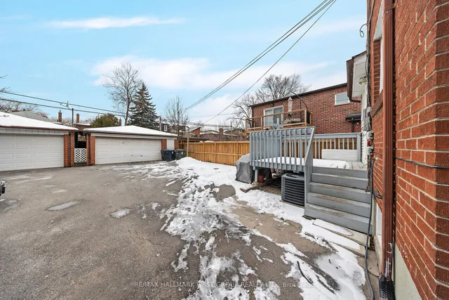 Additional image 30 of 48 Macdonell Ave