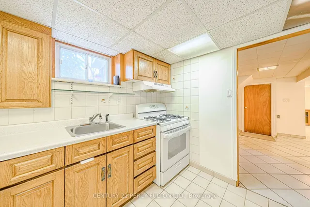 Additional image 28 of 63 Midland Ave