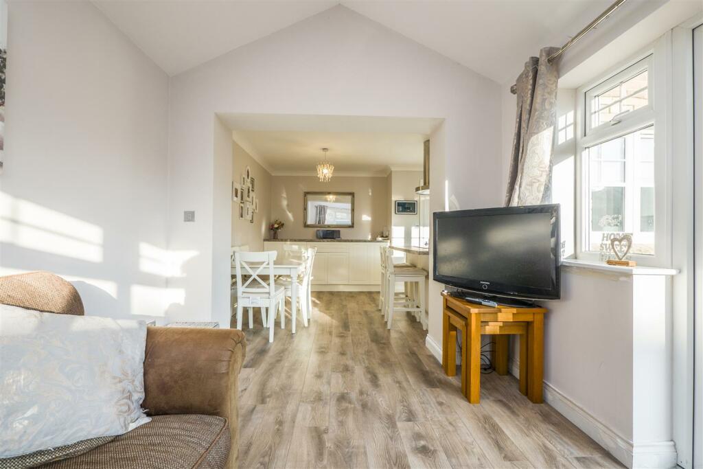 Additional image 11 of Llys Y Coed, Barry