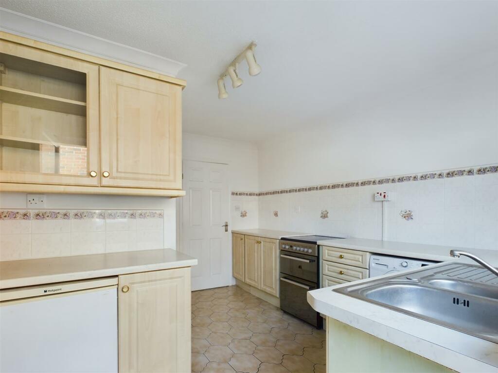 Additional image 4 of De Breos Drive, Porthcawl