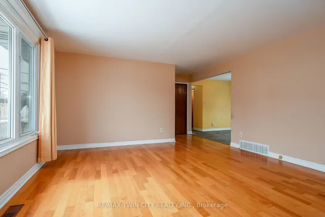 Additional image 12 of 21 Bridge St