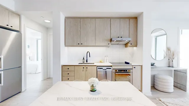 Additional image 8 of 9 Tecumseth St Unit 707