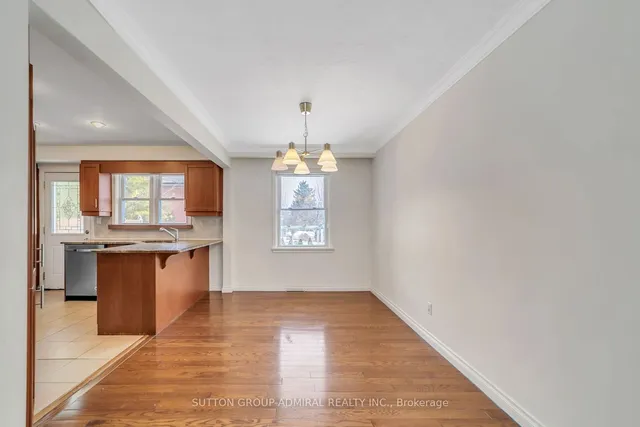 Additional image 24 of 1071 Willowdale Ave