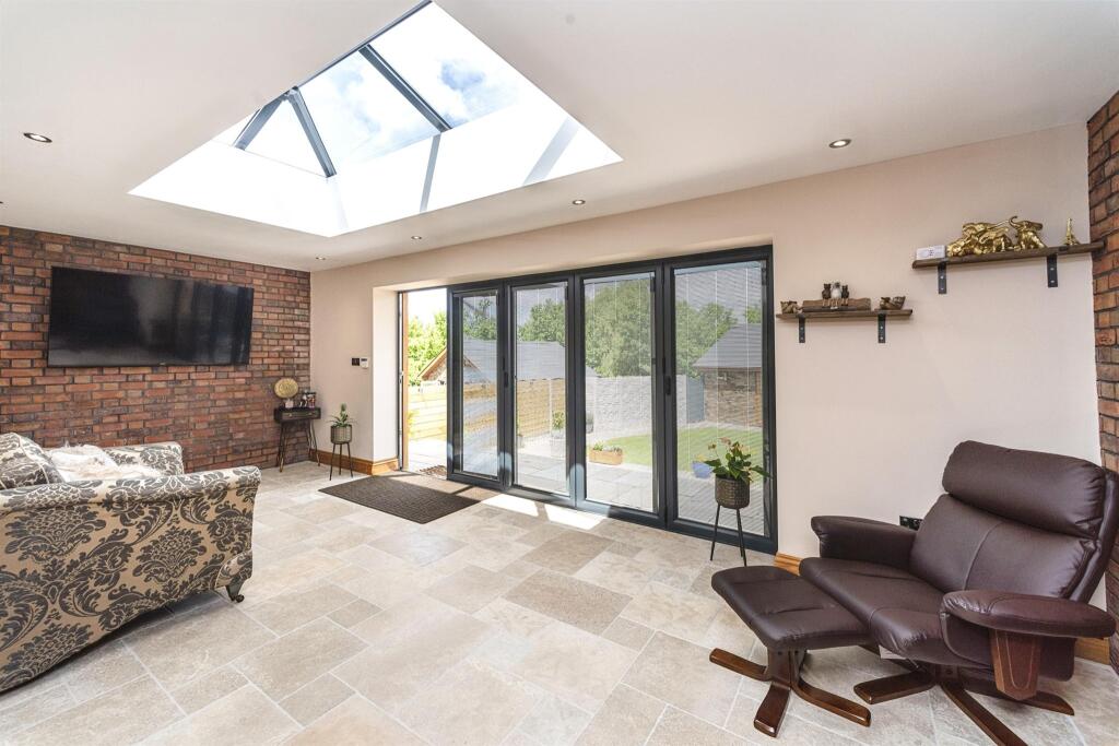 Additional image 11 of South Road, Sully, Penarth