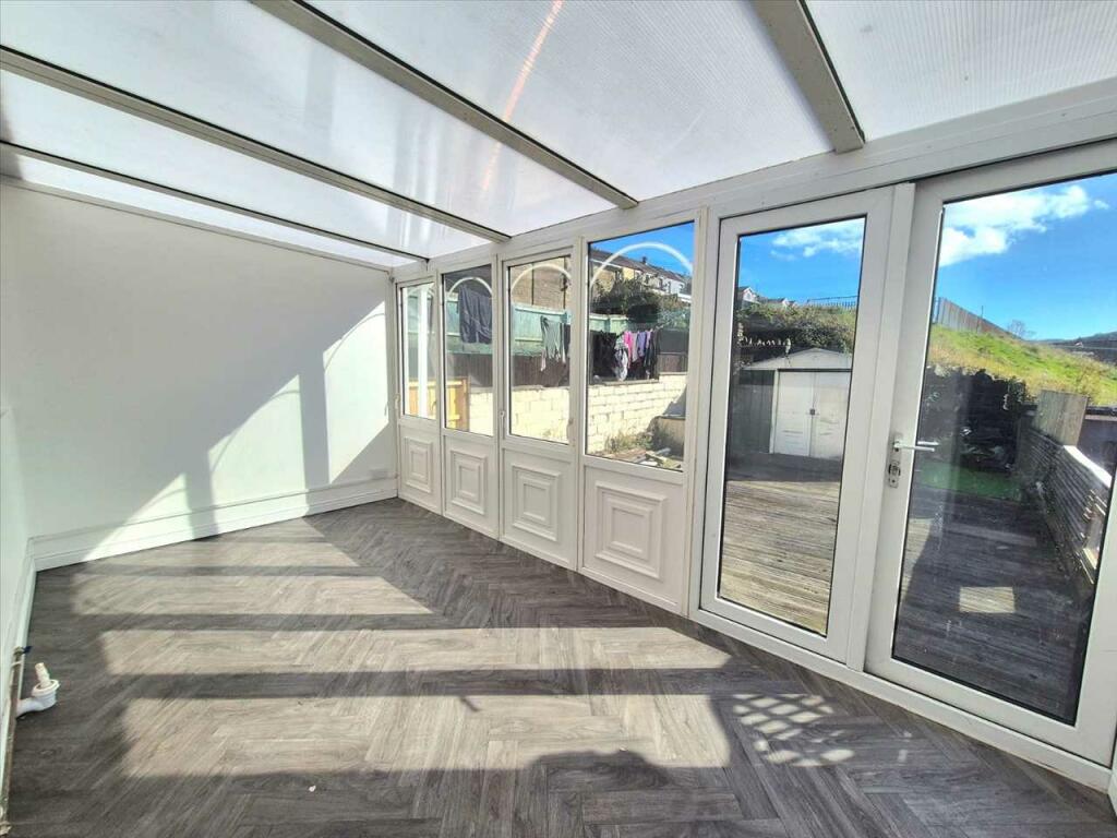 Additional image 17 of Victoria Street, Tonypandy