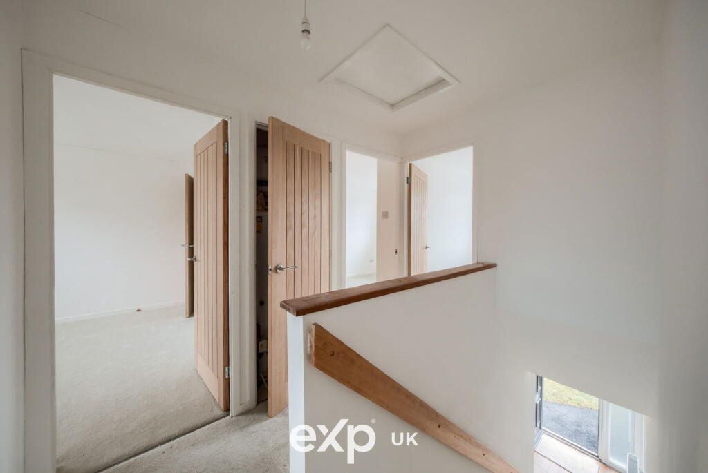 Additional image 20 of Neighbrook Close, Webheath