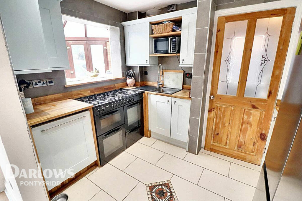 Additional image 9 of Ynys Hir, Pontypridd