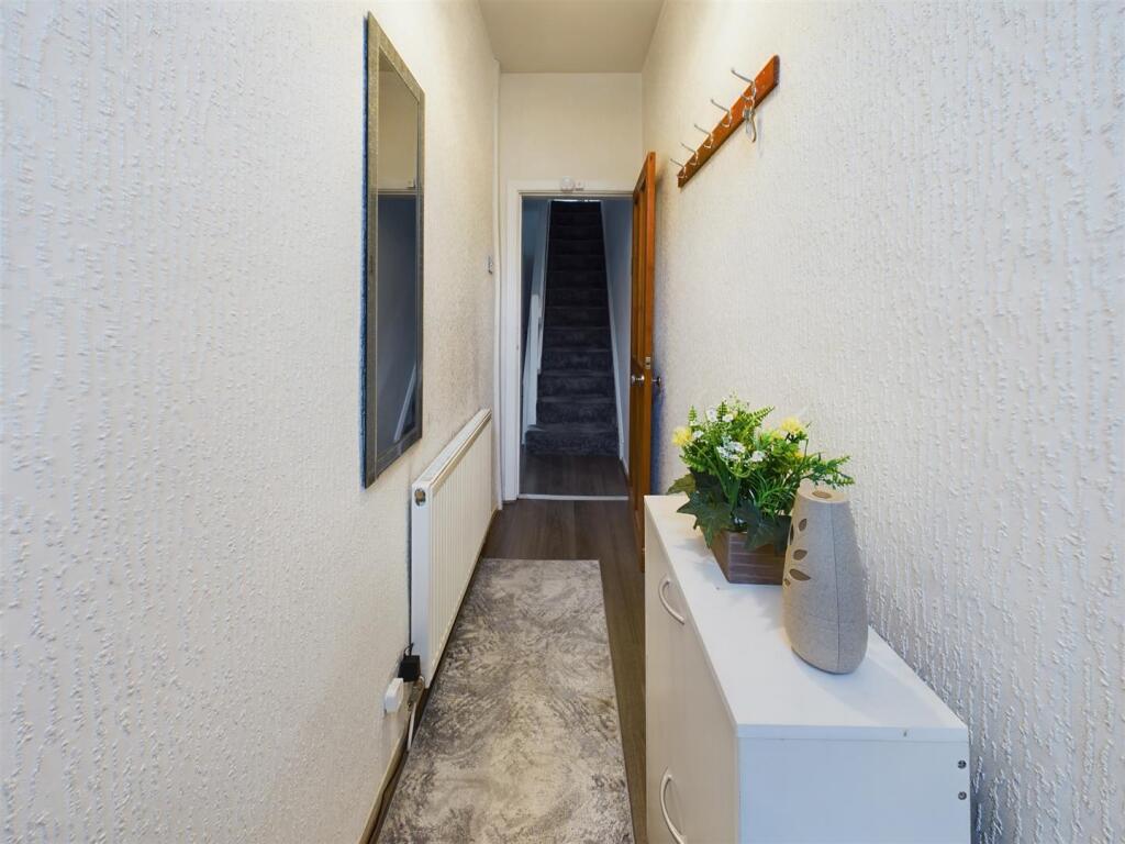 Additional image 2 of Bridle Road