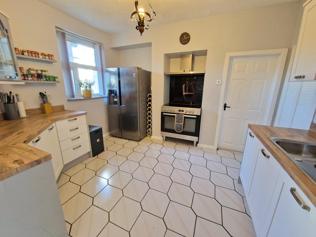Additional image 7 of NEW ROAD, PORTHCAWL, CF36 5BA