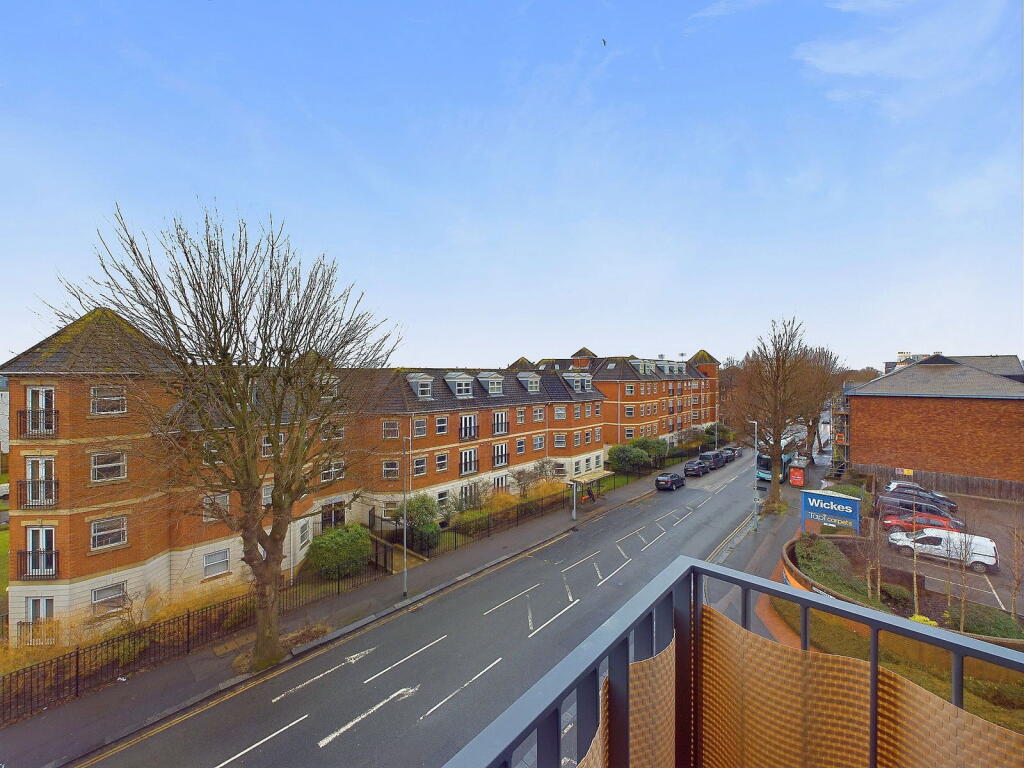 Additional image 10 of Davigdor Road, Hove, BN3 1HS